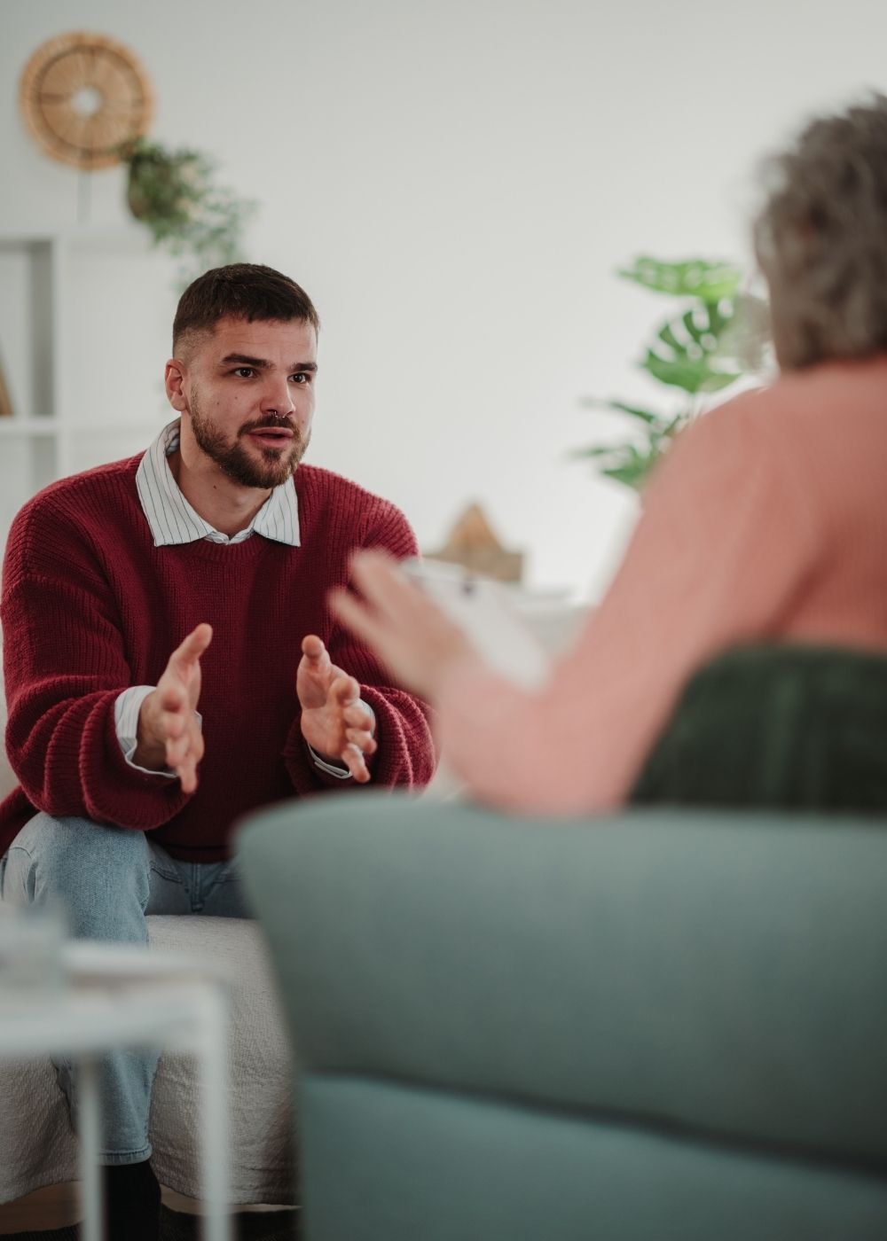 A client participates in an individual counseling session for meth addiction recovery.